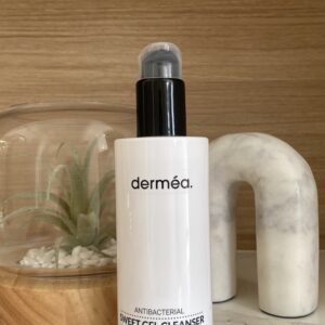 DERMÉA Sweet Gel Cleanser (Antibacterial)